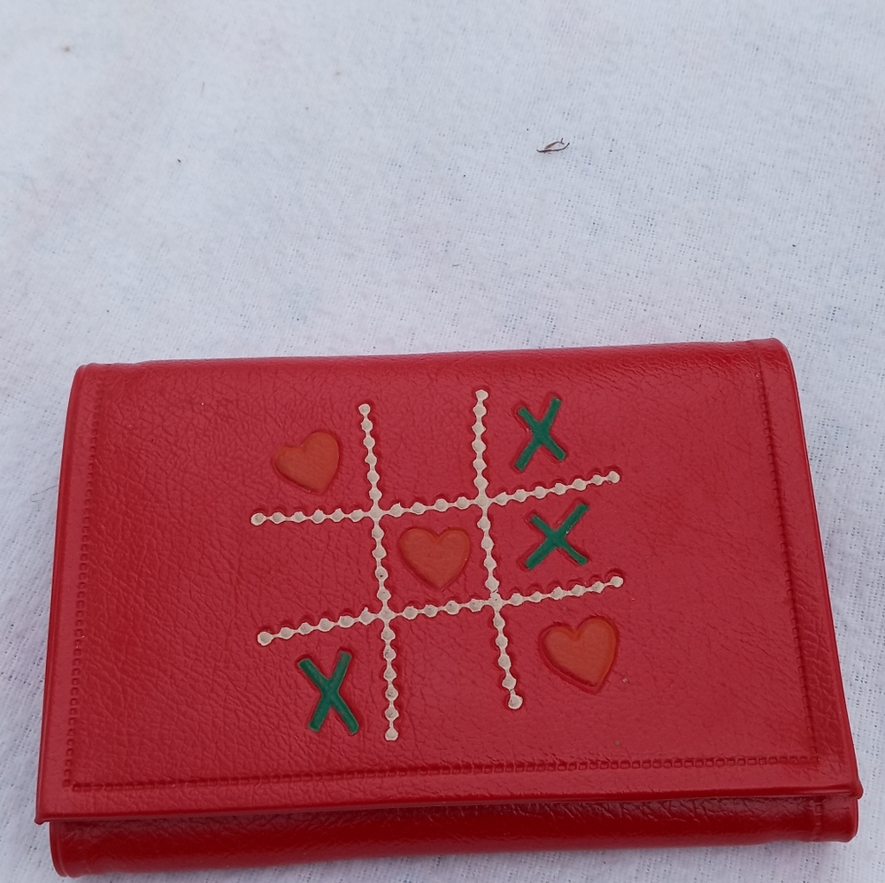 Vintage tic tac toe wallet hearts